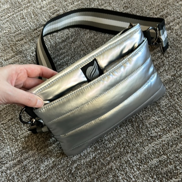 Think Rolyn bum bag - Picture 3 of 3